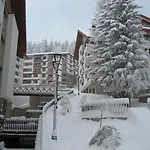 в лъки комплекс Διαμέρισμα Παμπόροβο